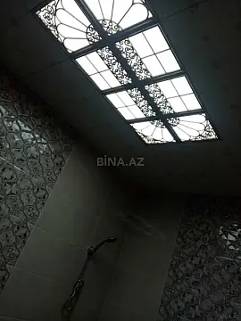 Kirayə verilir 2 otaqlı mənzil 110 m²