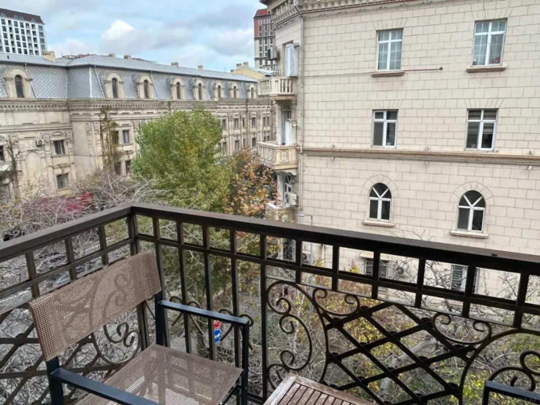 Kirayə verilir 2 otaqlı mənzil 50 m²