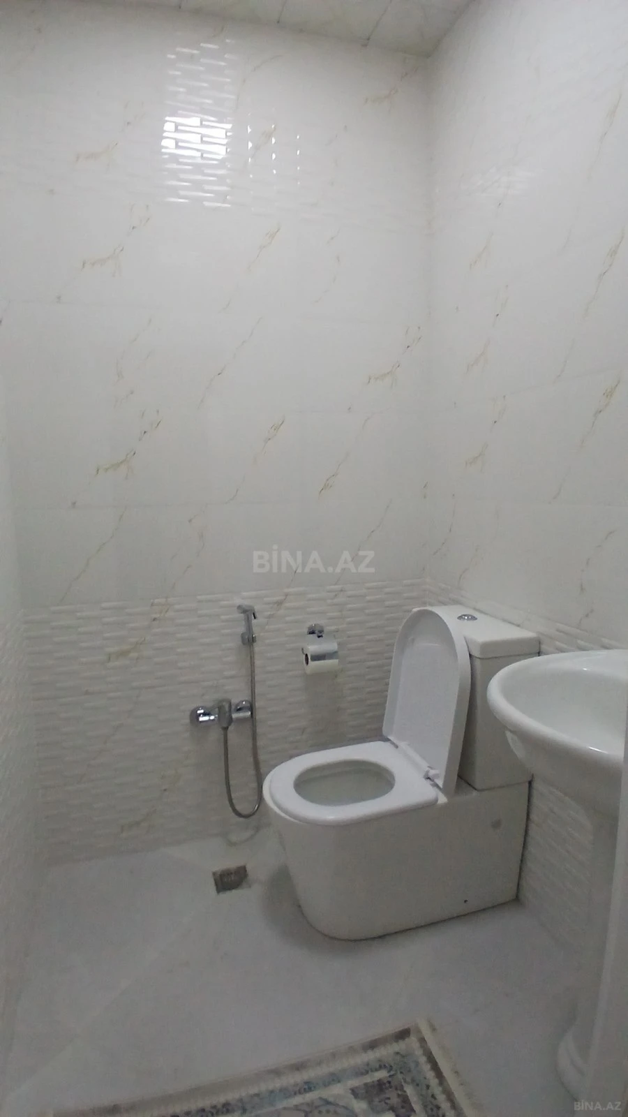 Kirayə verilir 3 otaqlı mənzil 115 m²