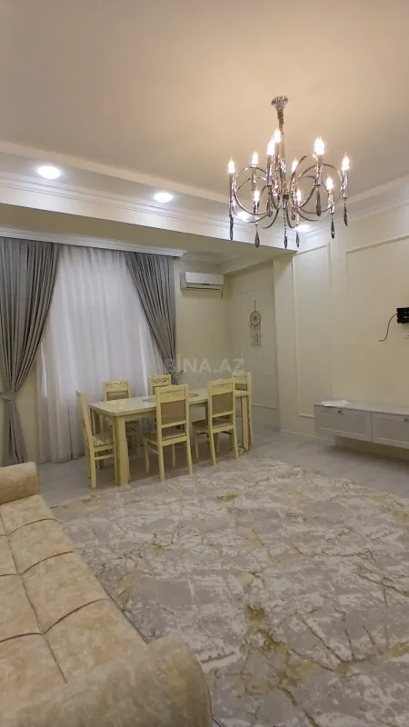 Kirayə verilir 3 otaqlı mənzil 115 m²