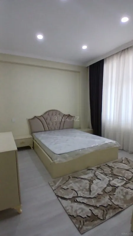 Kirayə verilir 3 otaqlı mənzil 115 m²