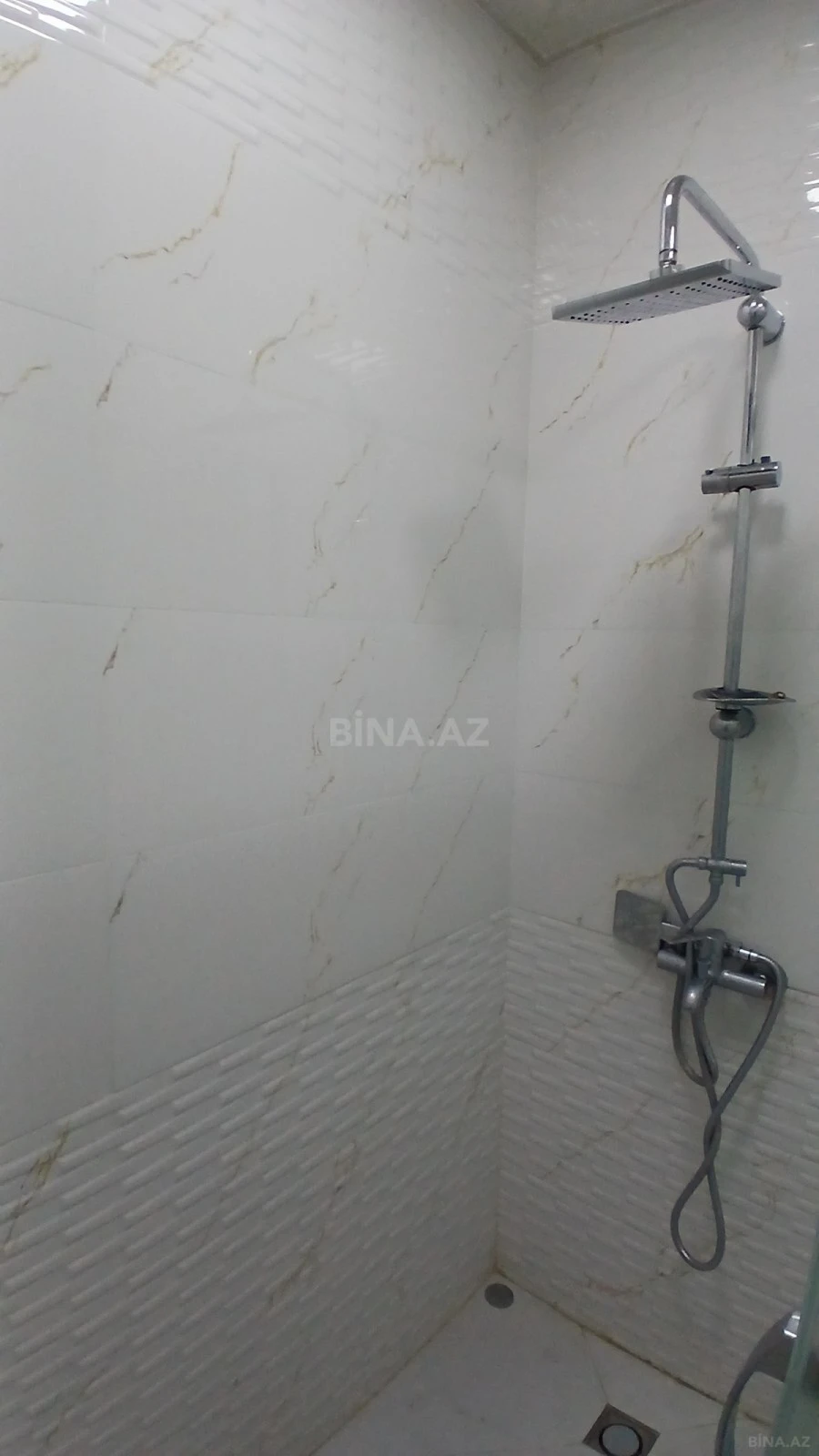 Kirayə verilir 3 otaqlı mənzil 115 m²