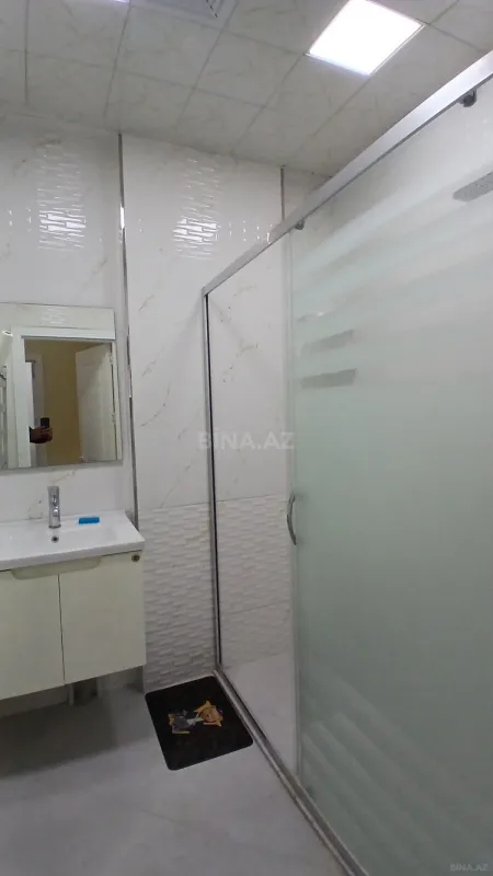 Kirayə verilir 3 otaqlı mənzil 115 m²