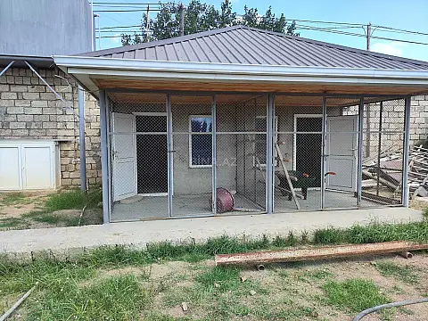 Satılır 5 otaqlı həyət evi 500 m²