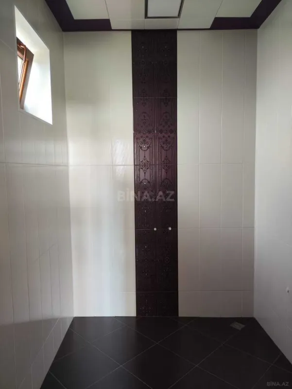 Satılır 5 otaqlı həyət evi 500 m²