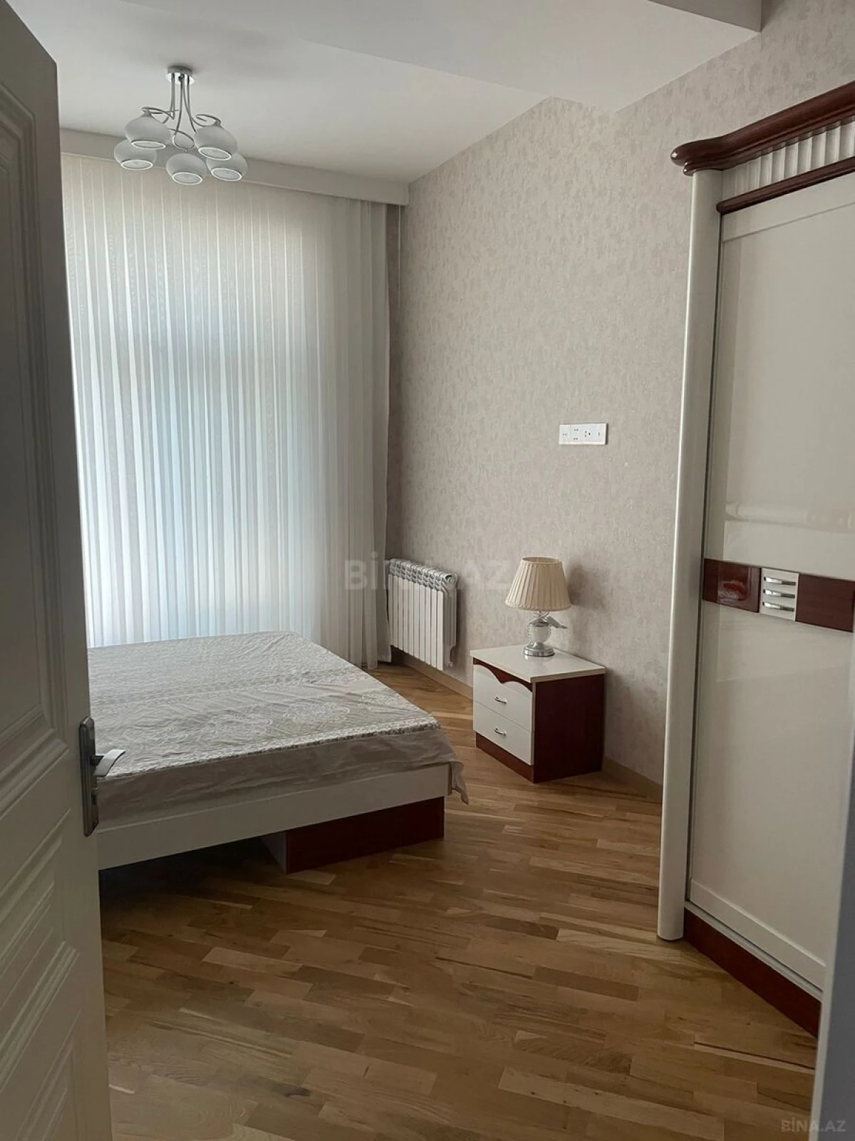 Kirayə verilir 2 otaqlı mənzil 65 m²