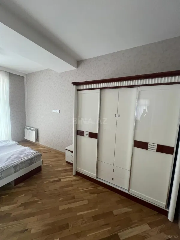 Kirayə verilir 2 otaqlı mənzil 65 m²