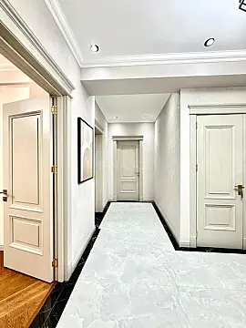 Satılır 3 otaqlı mənzil 140 m²