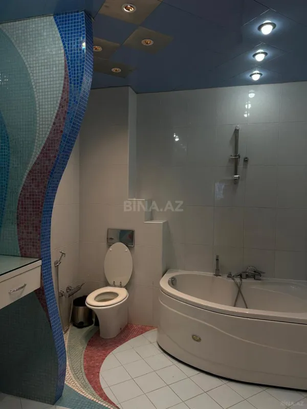 Kirayə verilir 5 otaqlı mənzil 340 m²