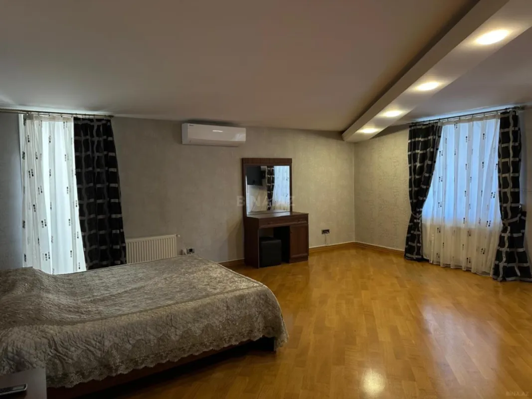 Kirayə verilir 5 otaqlı mənzil 340 m²