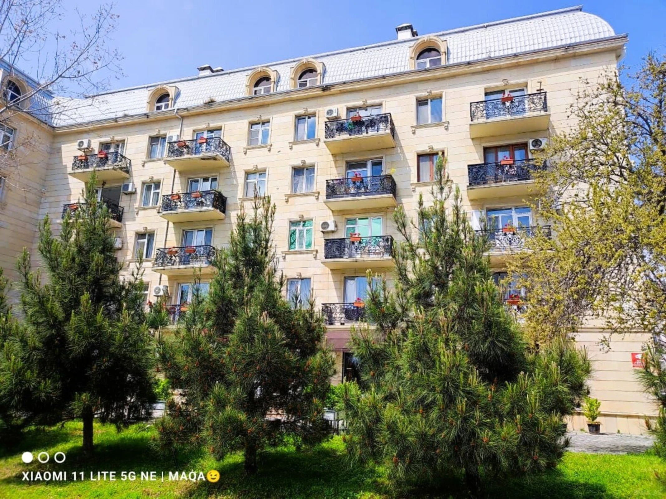 Kirayə verilir 2 otaqlı mənzil 60 m²