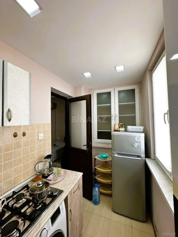 Kirayə verilir 2 otaqlı mənzil 60 m²