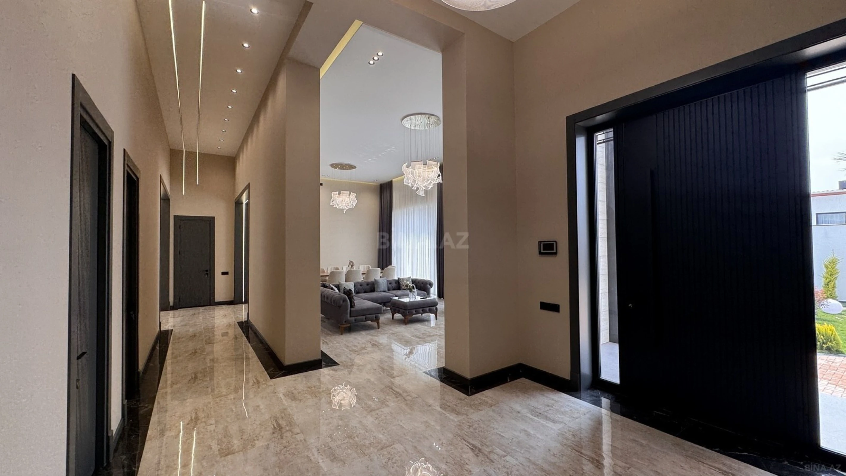 Satılır 5 otaqlı həyət evi 250 m²