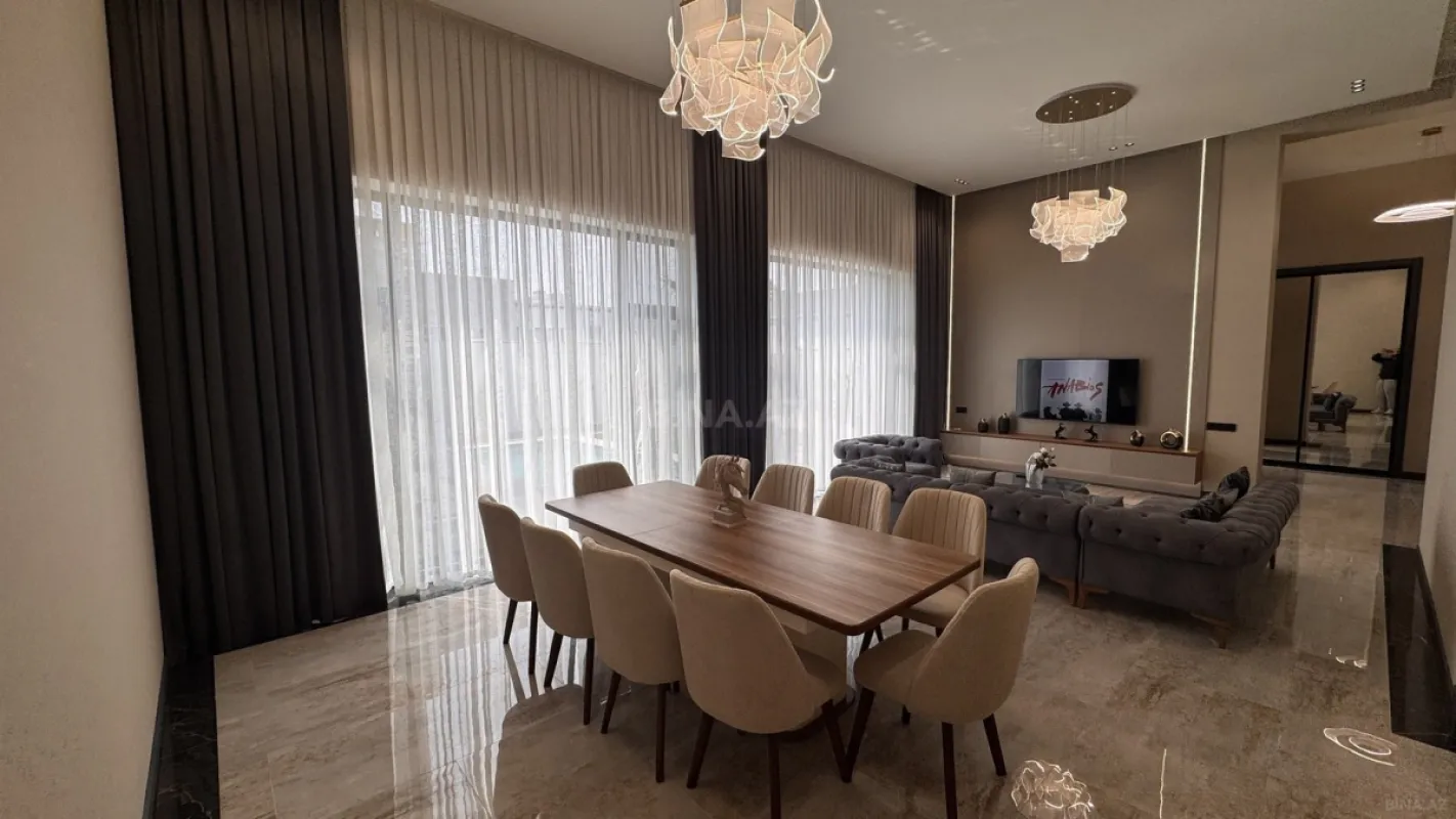 Satılır 5 otaqlı həyət evi 250 m²
