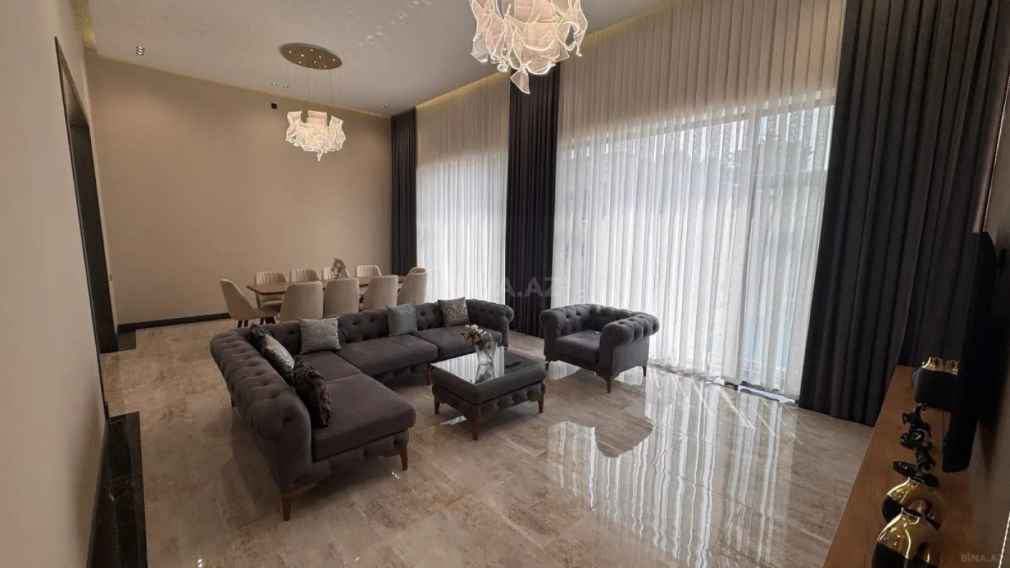 Satılır 5 otaqlı həyət evi 250 m²