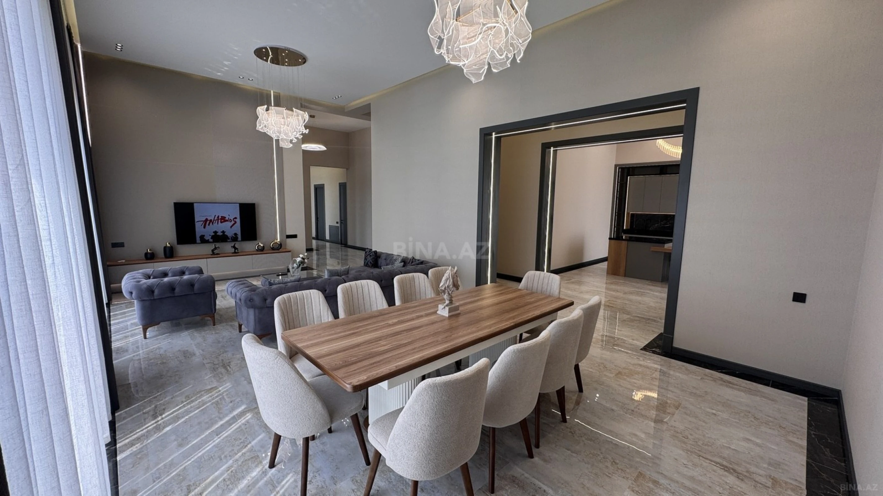 Satılır 5 otaqlı həyət evi 250 m²