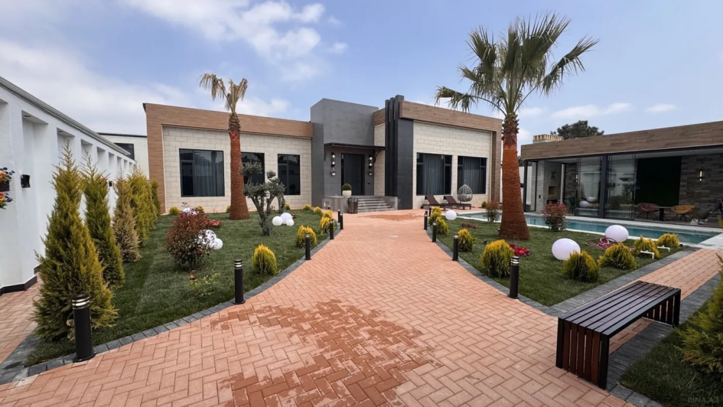 Satılır 5 otaqlı həyət evi 250 m²