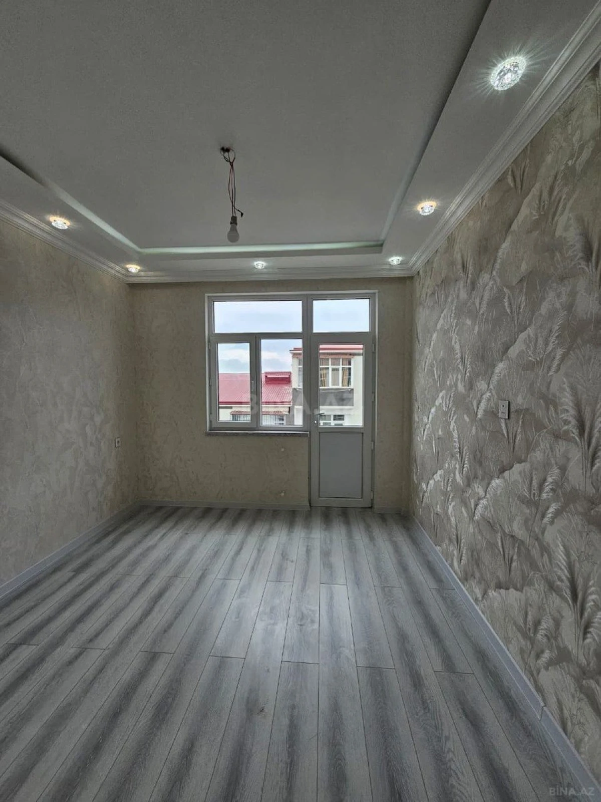 Satılır 2 otaqlı mənzil 44 m²