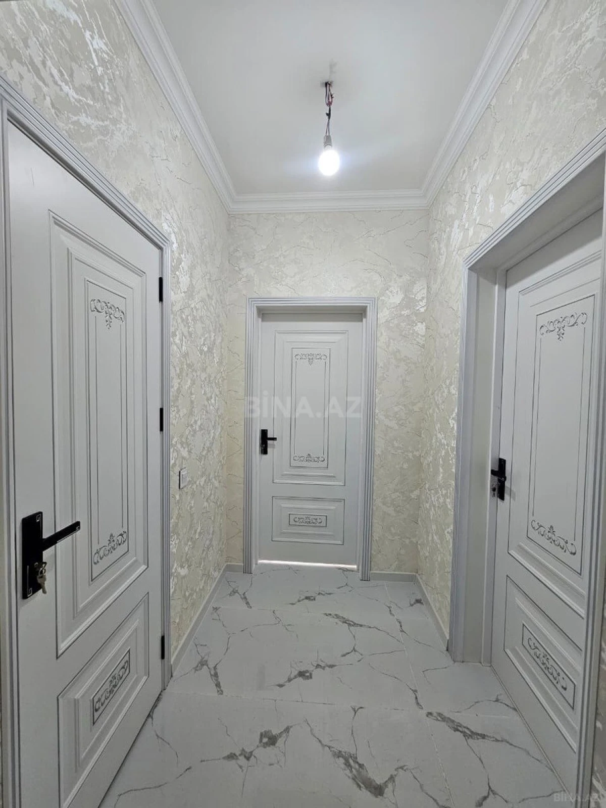 Satılır 2 otaqlı mənzil 44 m²