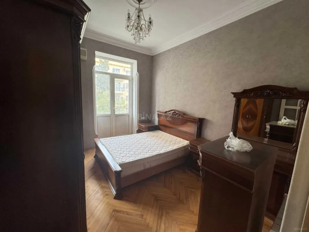 Kirayə verilir 3 otaqlı mənzil 80 m²