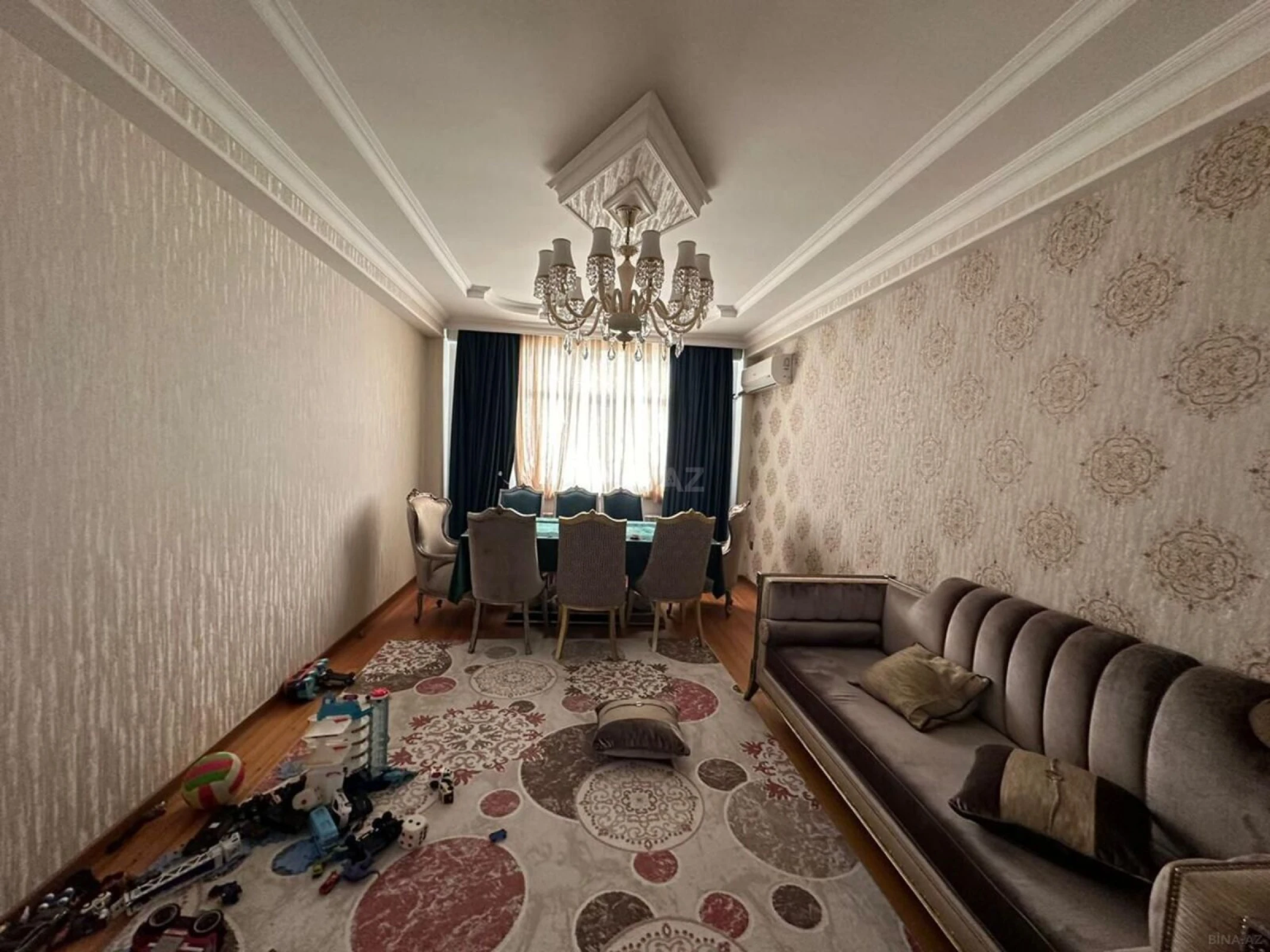 Satılır 2 otaqlı mənzil 89 m²
