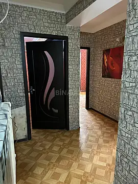 Kirayə verilir 2 otaqlı mənzil 95 m²