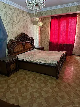 Kirayə verilir 2 otaqlı mənzil 95 m²