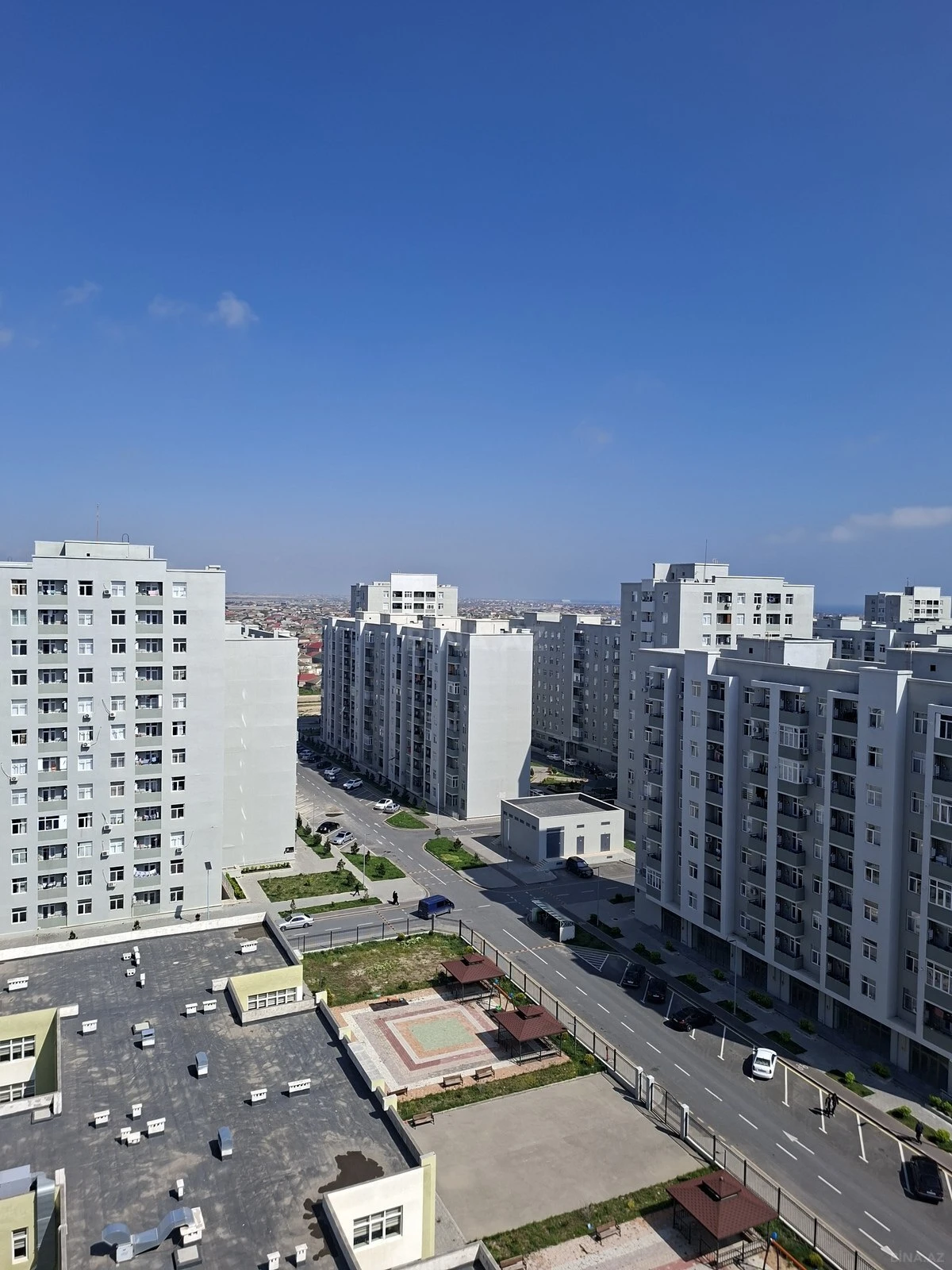 Satılır 3 otaqlı mənzil 77 m²