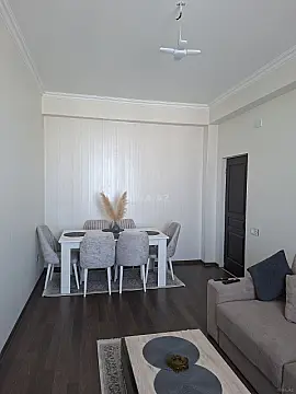 Satılır 3 otaqlı mənzil 77 m²