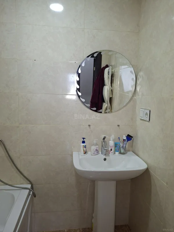 Satılır 3 otaqlı mənzil 77 m²