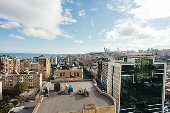 Kirayə verilir 3 otaqlı mənzil 170 m² — Bakı, Nizami 3 otaq 170.00 m²