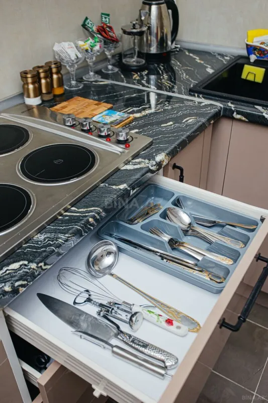 Kirayə verilir 3 otaqlı mənzil 170 m²