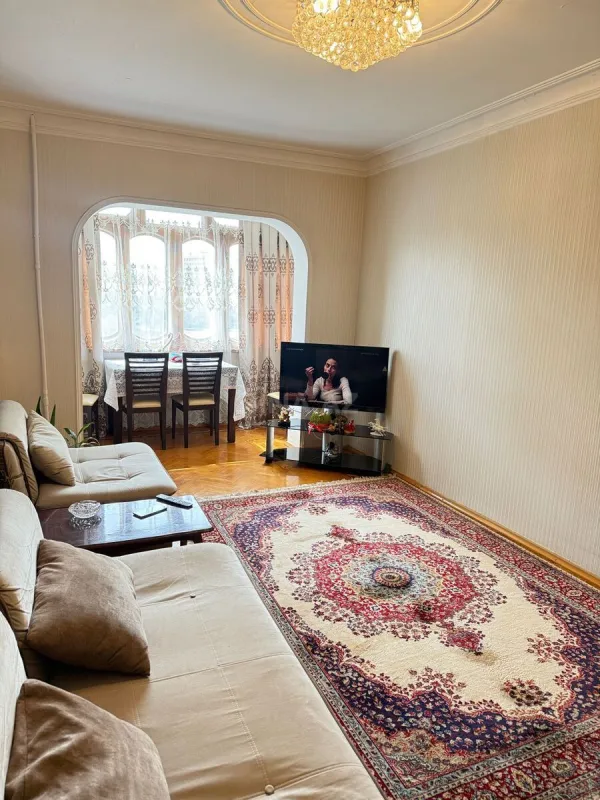 Satılır 3 otaqlı mənzil 90 m²