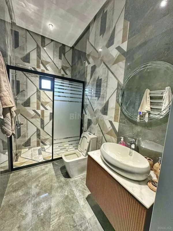 Satılır 5 otaqlı həyət evi 270 m²