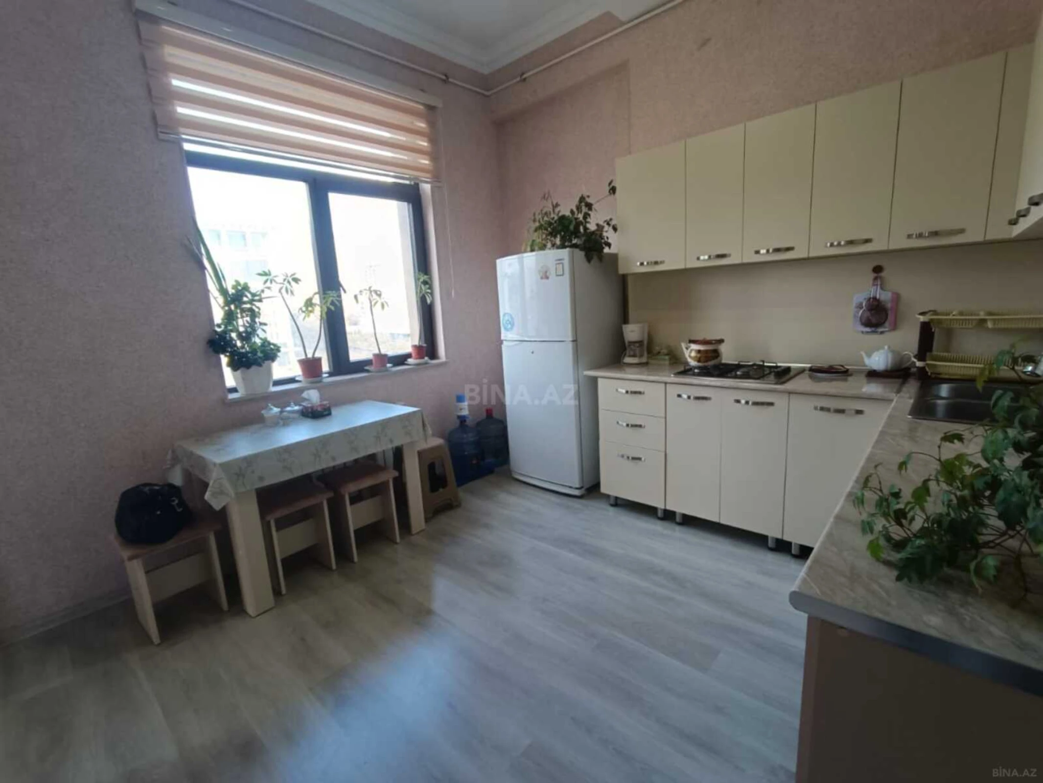 Kirayə verilir 3 otaqlı mənzil 110 m²