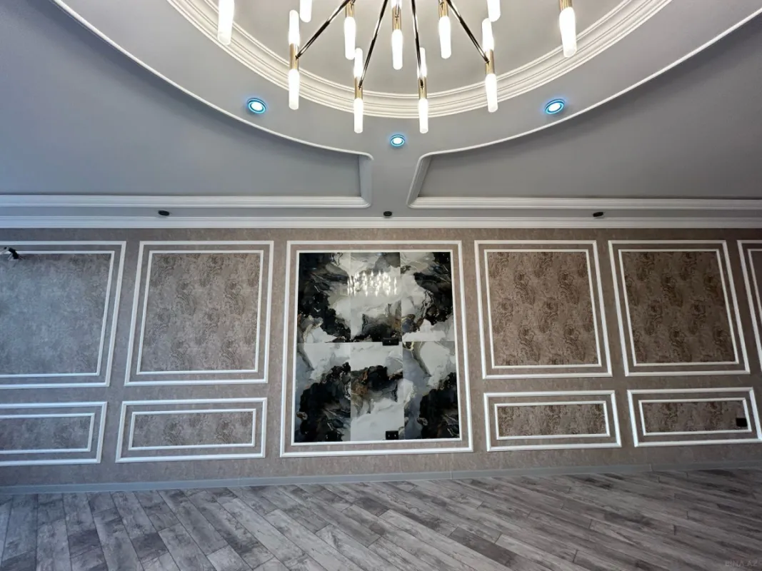 Satılır 4 otaqlı mənzil 223 m²