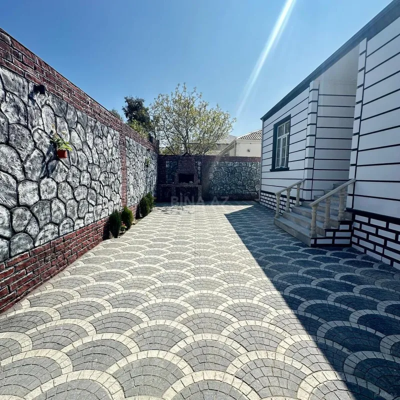 Satılır 4 otaqlı həyət evi 120 m²