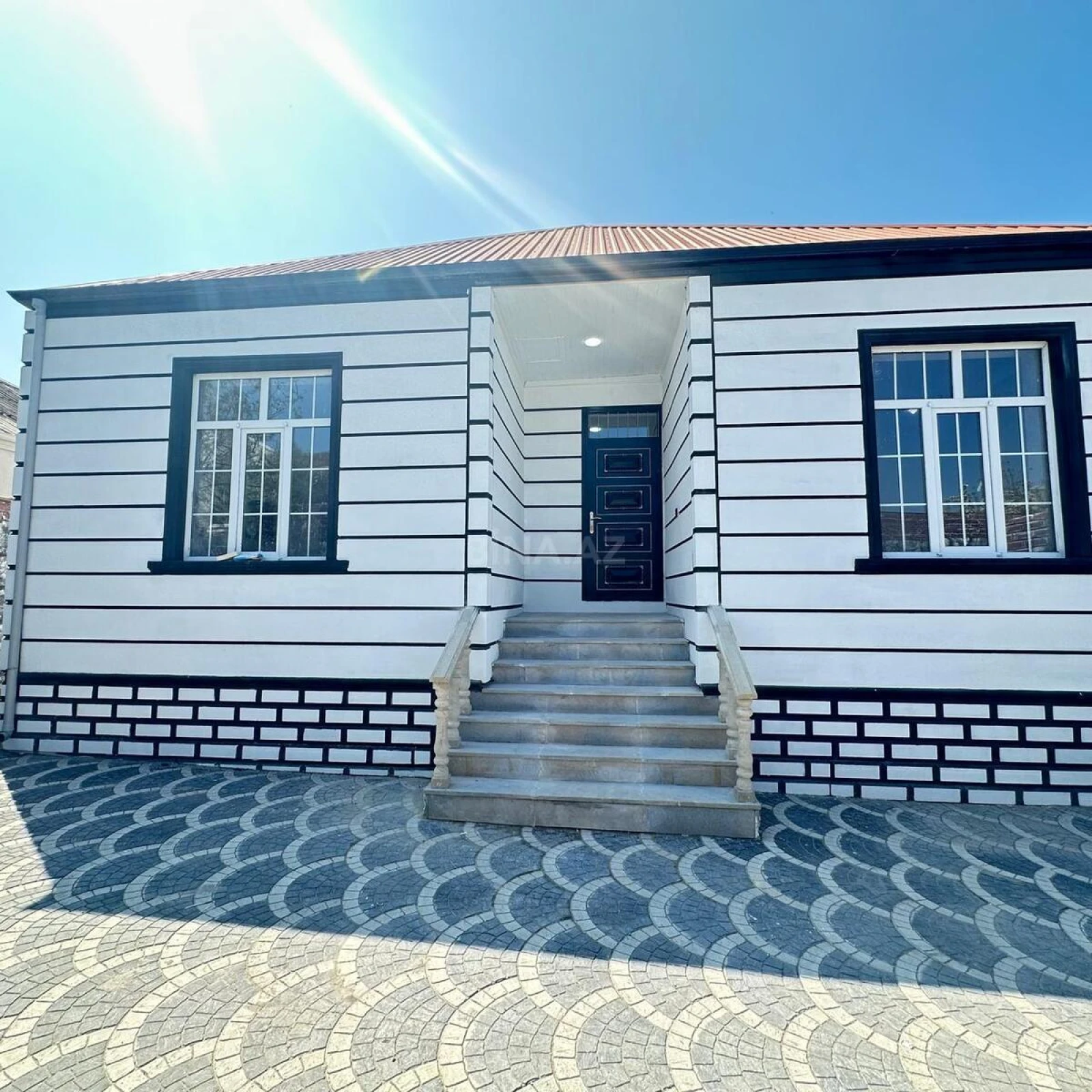 Satılır 4 otaqlı həyət evi 120 m²