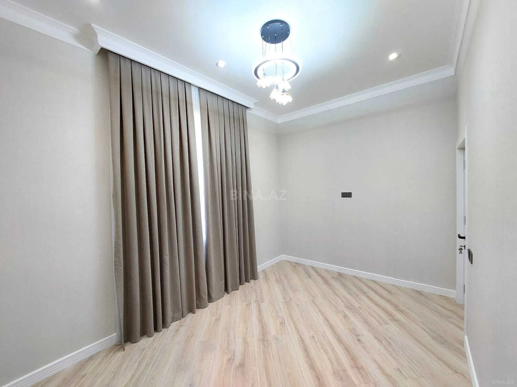 Satılır 4 otaqlı həyət evi 110 m²