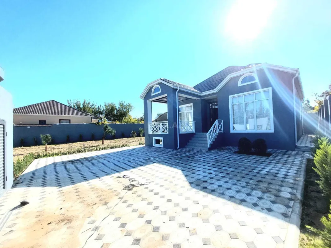 Satılır 4 otaqlı həyət evi 110 m²