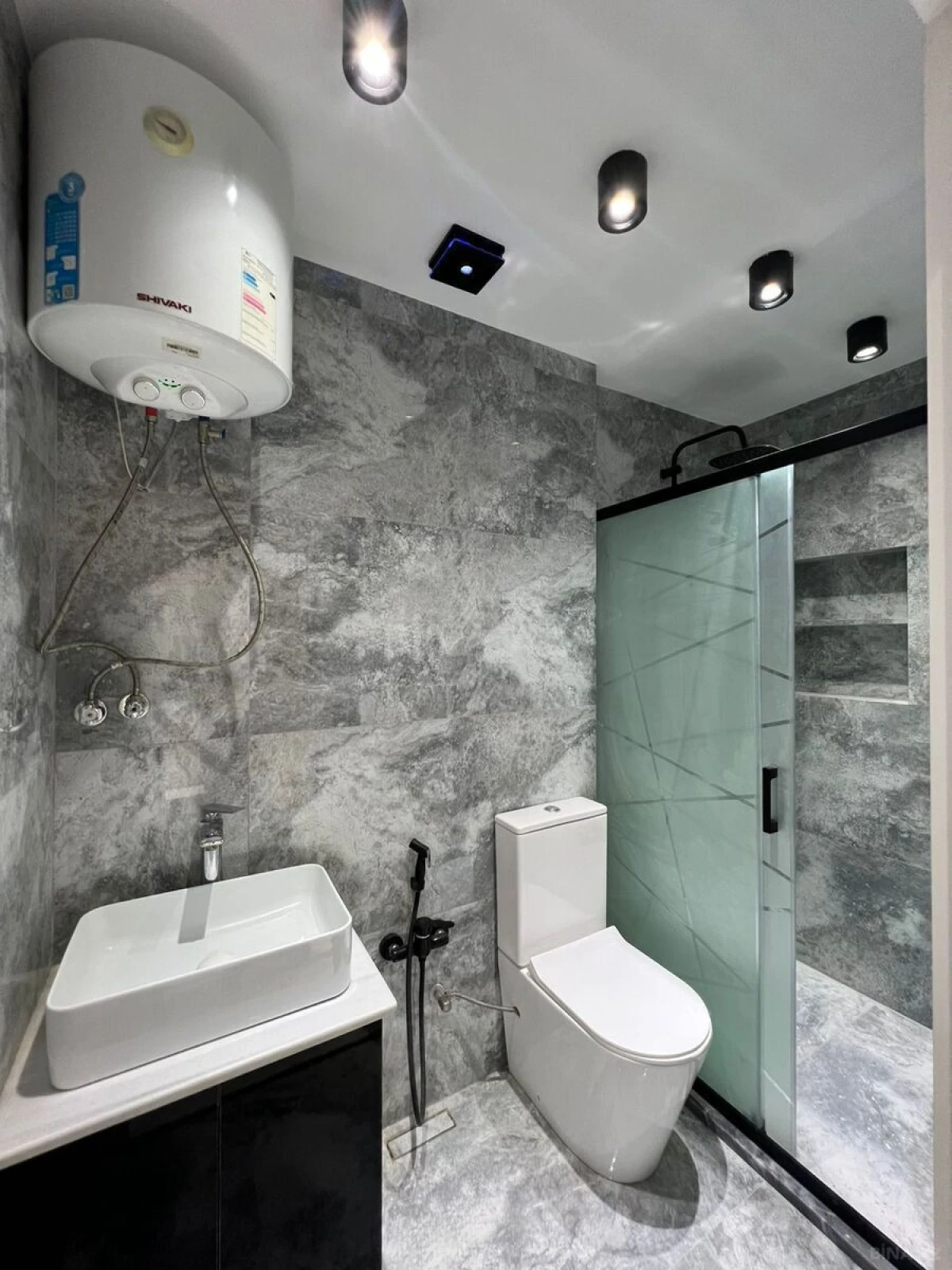 Satılır 2 otaqlı mənzil 35 m²