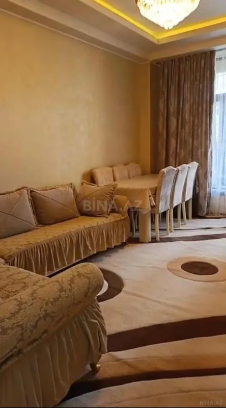 Kirayə verilir 2 otaqlı mənzil 70 m²