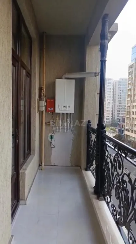 Kirayə verilir 2 otaqlı mənzil 70 m²