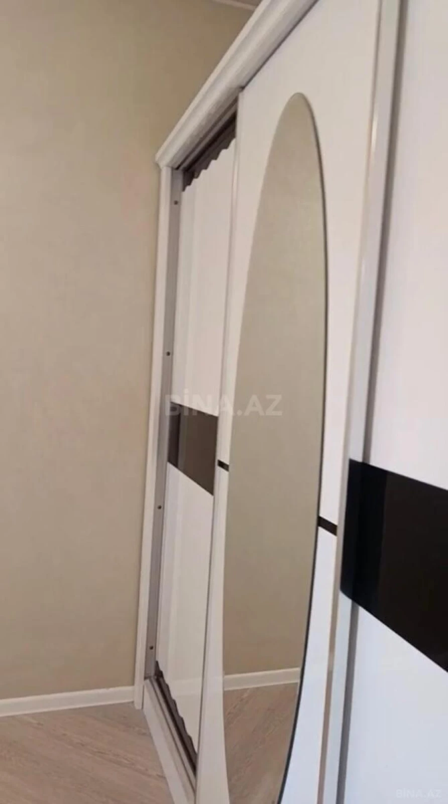 Kirayə verilir 2 otaqlı mənzil 70 m²