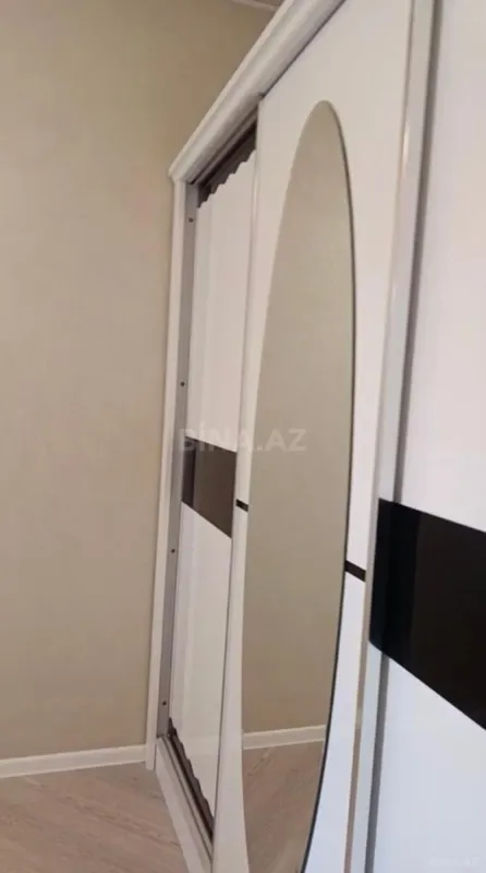 Kirayə verilir 2 otaqlı mənzil 70 m²