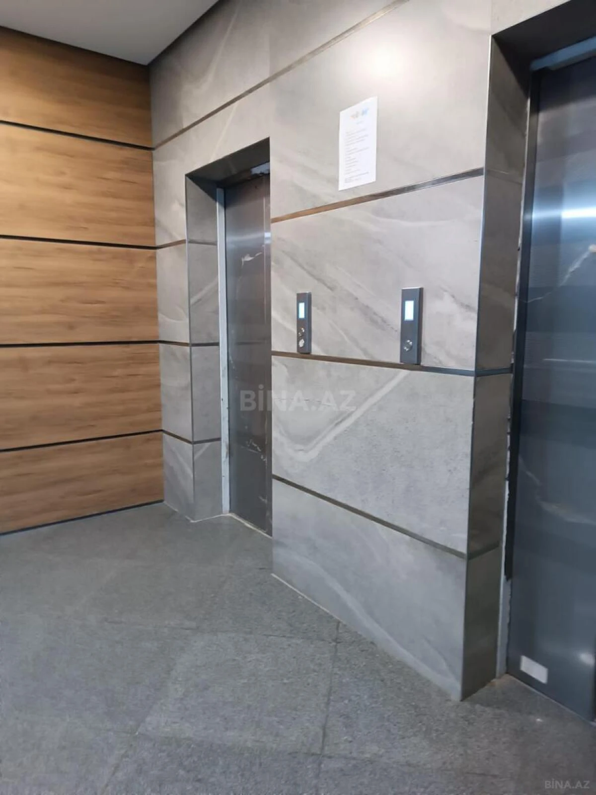 Satılır 2 otaqlı mənzil 91 m²