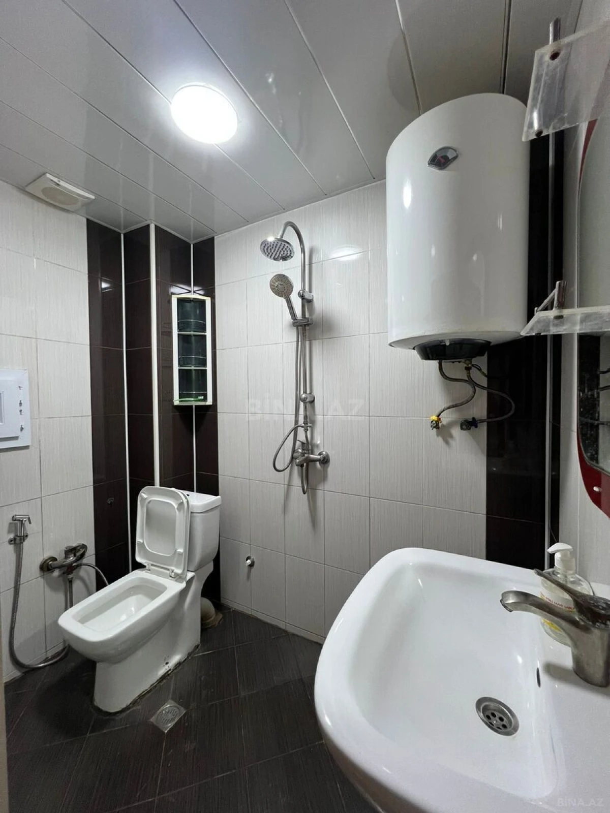 Satılır 2 otaqlı mənzil 53 m²