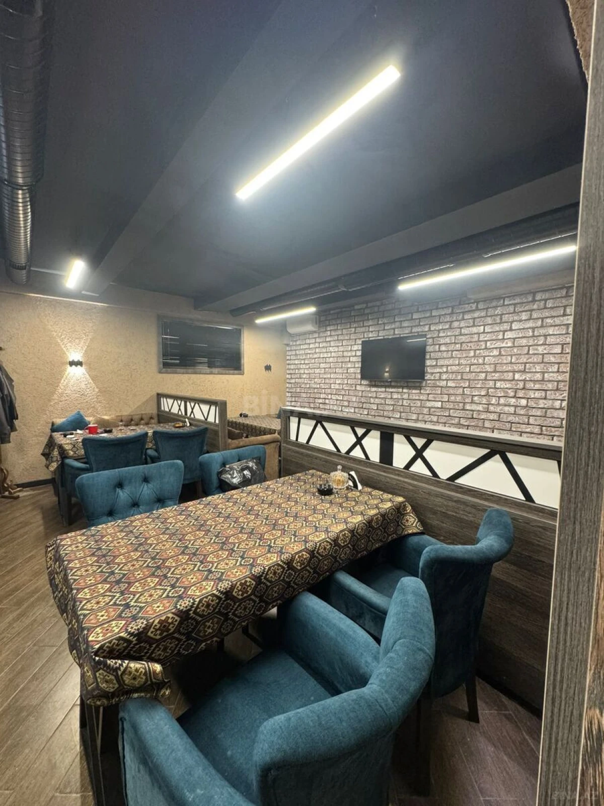 Kirayə verilir obyekt 150 m²