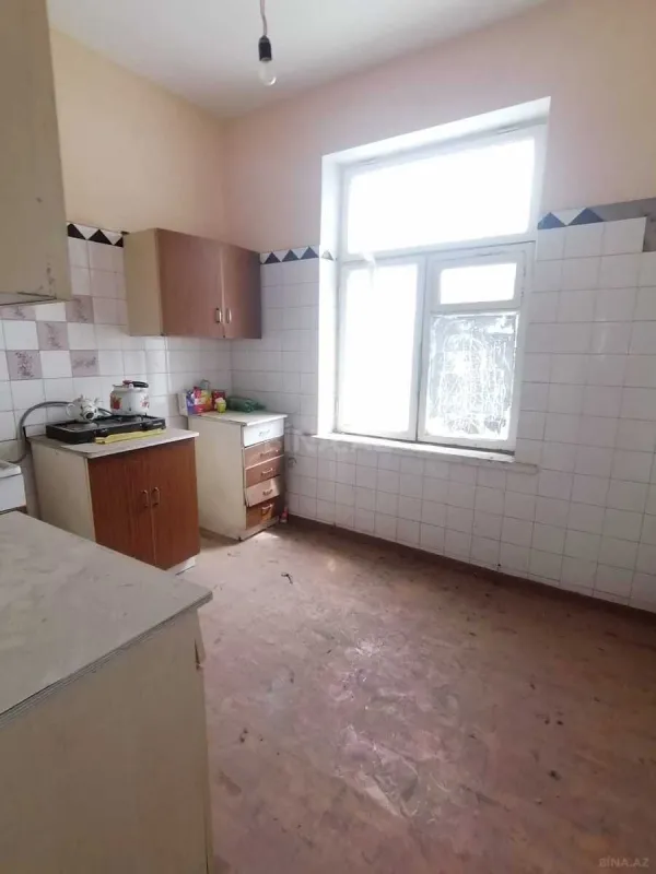 Satılır 3 otaqlı mənzil 95 m²