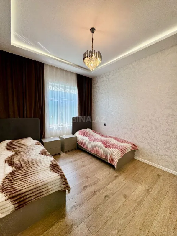 Satılır 4 otaqlı həyət evi 150 m²